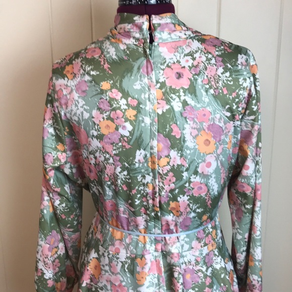 Vintage 70s/80s Sears Multicolor V Neck Day Dress - Picture 5 of 8